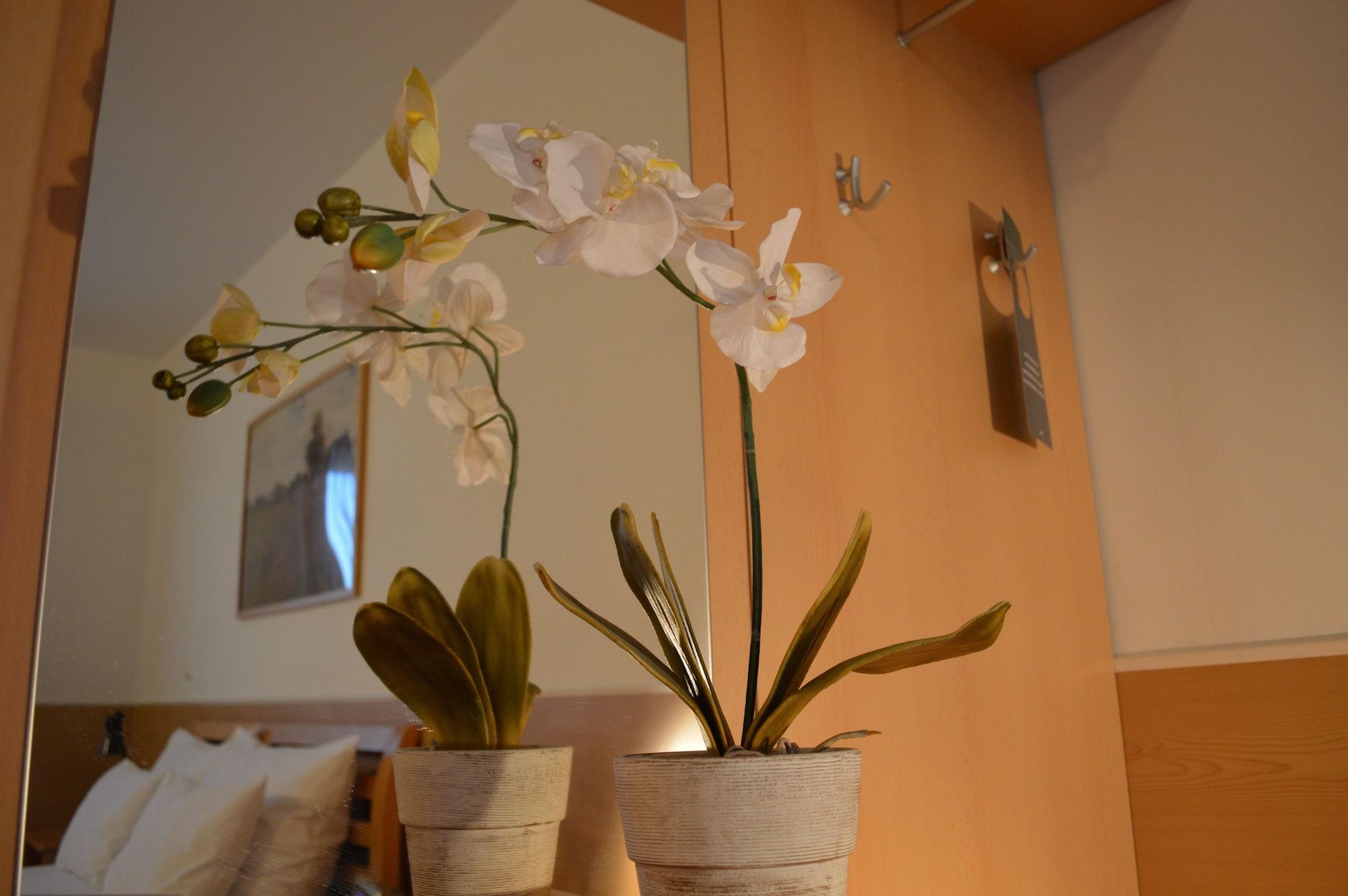 Donaustadt Kagran Hotel 3*